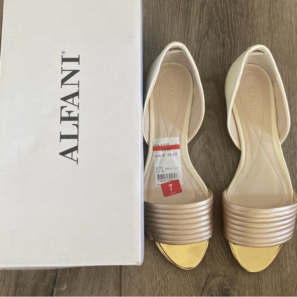 Alfani Flats